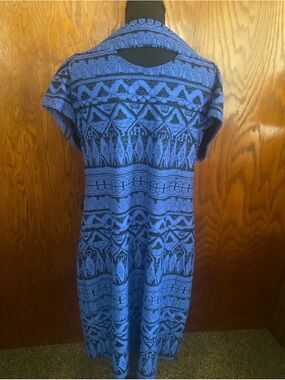 Olivia Matthews Blue Patterned Midi Dress